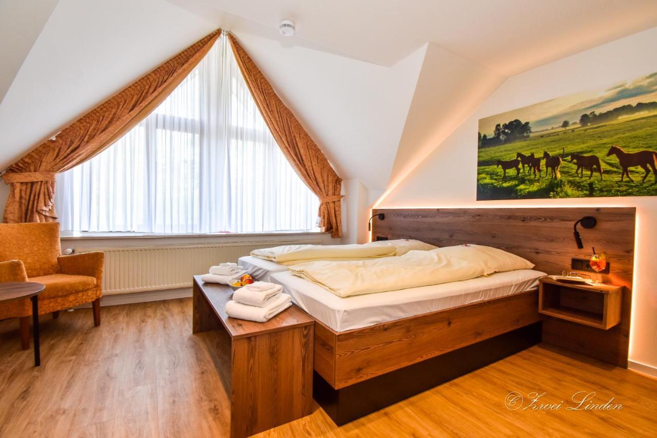 Hotel Zwei Linden - Links Der Elbe - Niedersachsen Balje Dış mekan fotoğraf