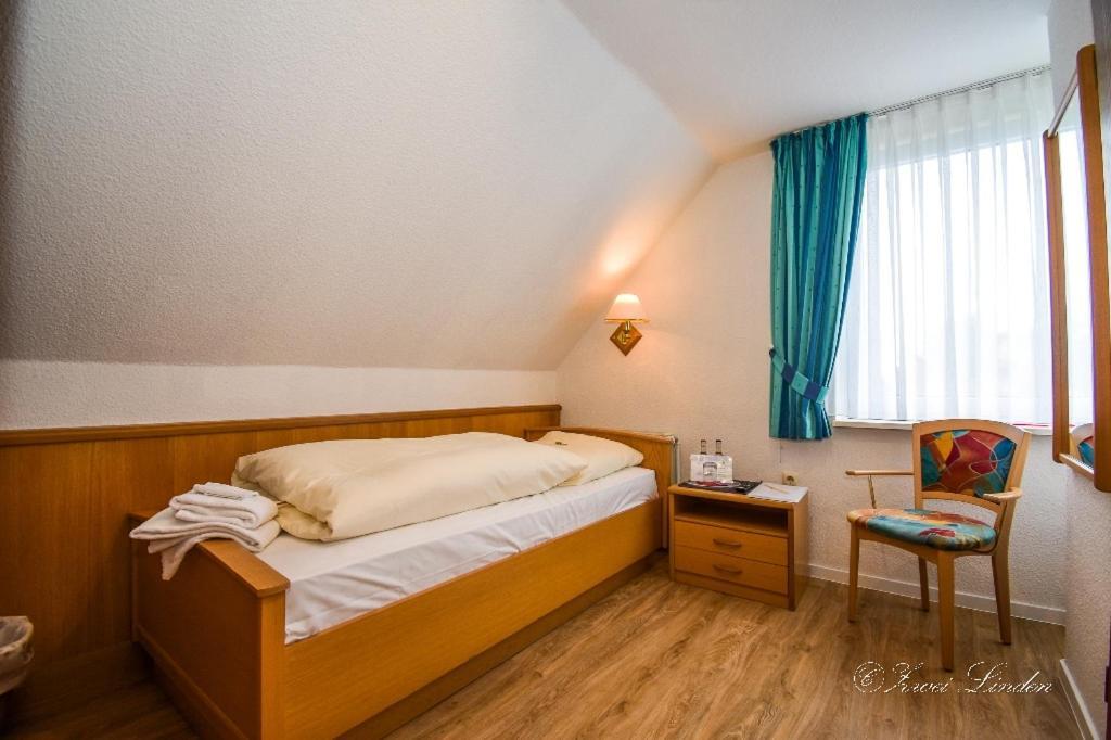 Hotel Zwei Linden - Links Der Elbe - Niedersachsen Balje Dış mekan fotoğraf