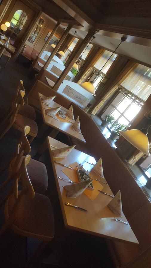 Hotel Zwei Linden - Links Der Elbe - Niedersachsen Balje Dış mekan fotoğraf